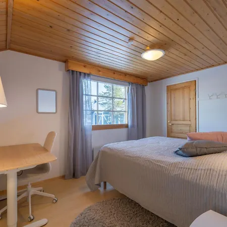 Teerenpesue A5 Family Friendly Incl Wifi, Ac, Bed Linen And Towels דירה *